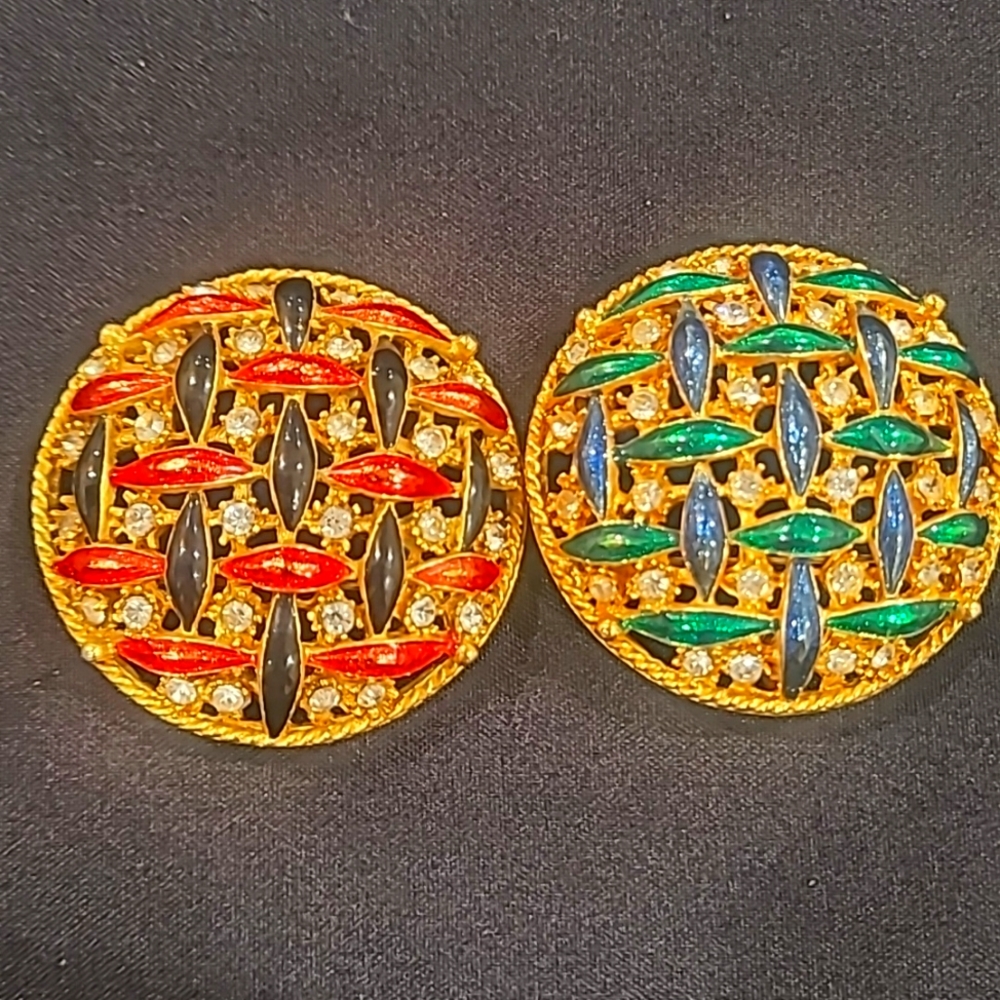 2 beautiful brooch